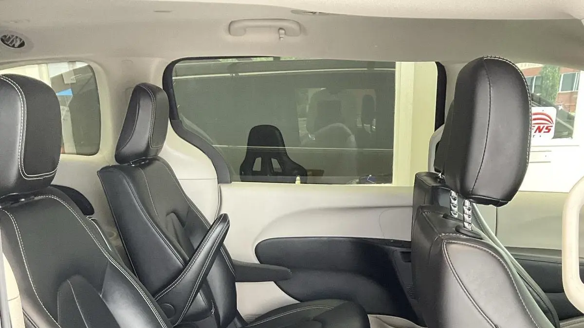 2024 Chrysler Pacifica Plug-In Hybrid Select