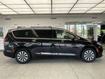 2024 Pacifica Plug-In Hybrid Thumbnail 4