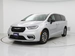 2024 Pacifica Plug-In Hybrid Thumbnail 4
