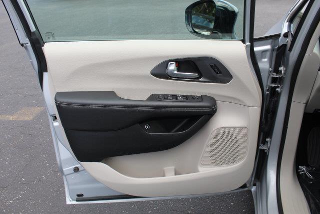 2024 Chrysler Pacifica - $20,665