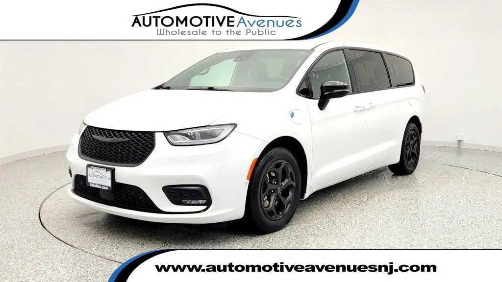 2024 Chrysler Pacifica