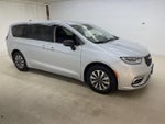 2024 Pacifica Plug-In Hybrid Thumbnail 8