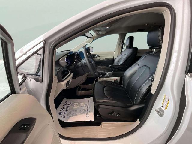 2024 Chrysler Pacifica - $24,099