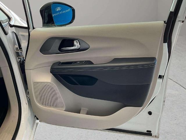 2024 Chrysler Pacifica - $24,099