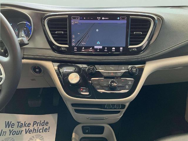 2024 Chrysler Pacifica - $24,099