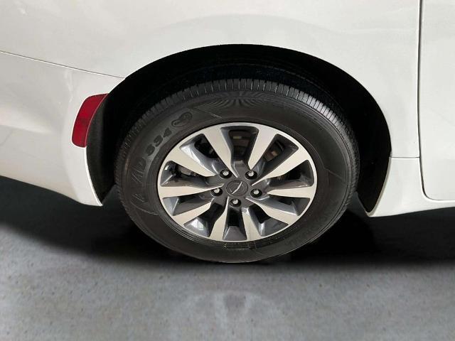 2024 Chrysler Pacifica - $24,099