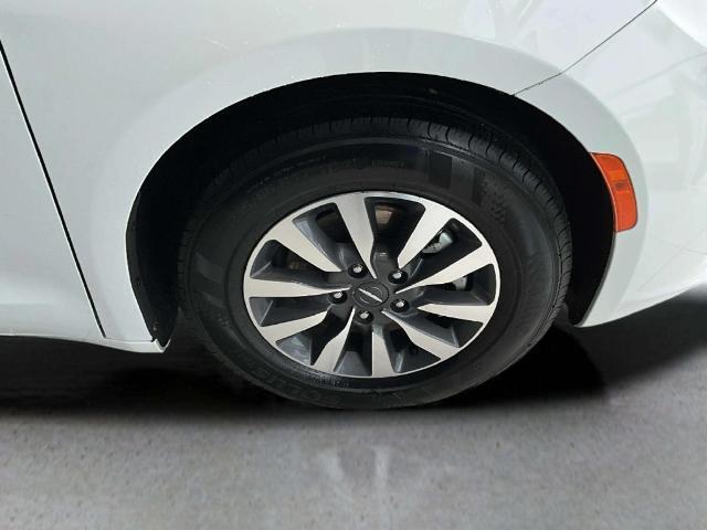 2024 Chrysler Pacifica - $23,599