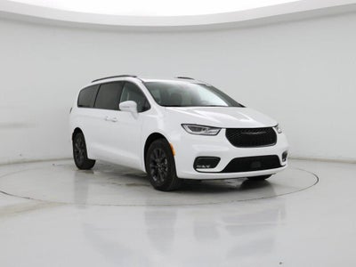 Photo of a 2022 Chrysler Pacifica AWD Touring L 4DR Mini-Van for sale