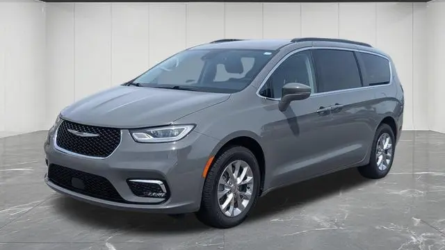 Preowned 2022 Chrysler Pacifica Touring L for Sale
