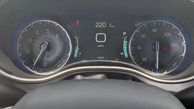 2022 Chrysler Pacifica Touring L