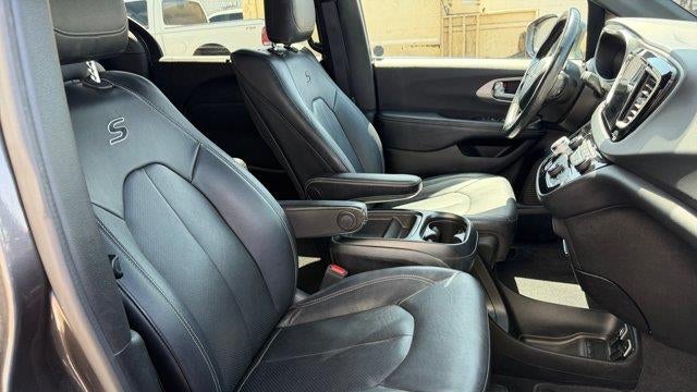 2020 Chrysler Pacifica Launch Edition