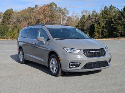 2022 Chrysler Pacifica AWD Touring L 4DR Mini-Van