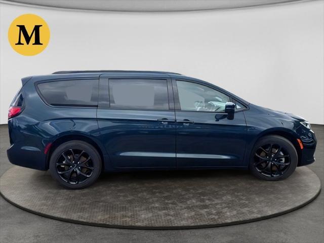 2023 Chrysler Pacifica - $28,699