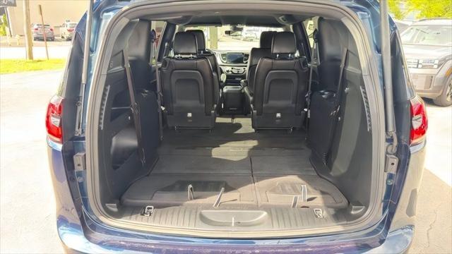 2023 Chrysler Pacifica - $28,699