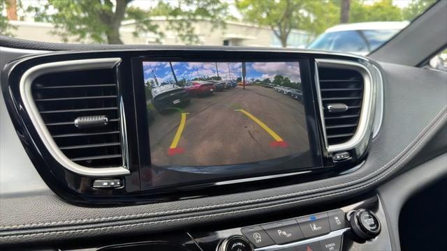 2023 Chrysler Pacifica - $28,699