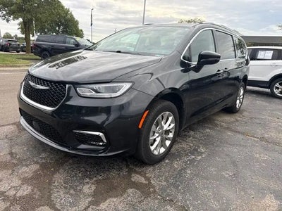 2021 Chrysler Pacifica AWD Touring L 4DR Mini-Van