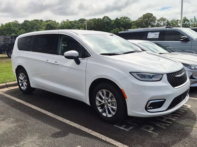 2023 Chrysler Pacifica AWD Touring L 4DR Mini-Van