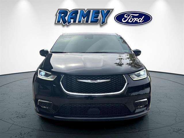 2026 Chrysler Pacifica - $42,494
