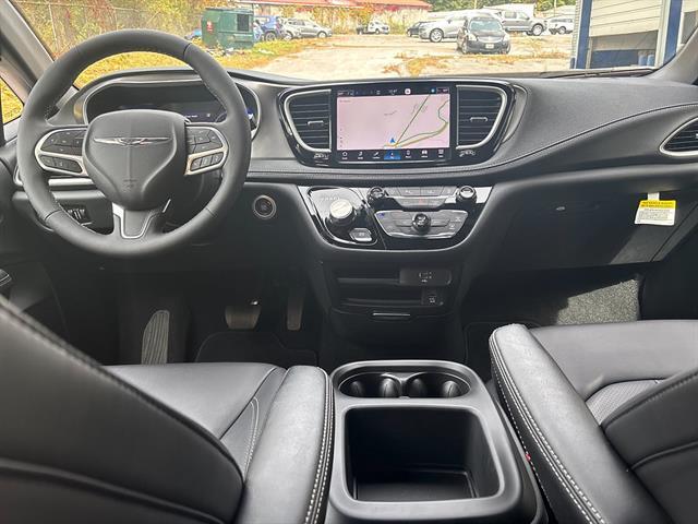 2026 Chrysler Pacifica - $42,494
