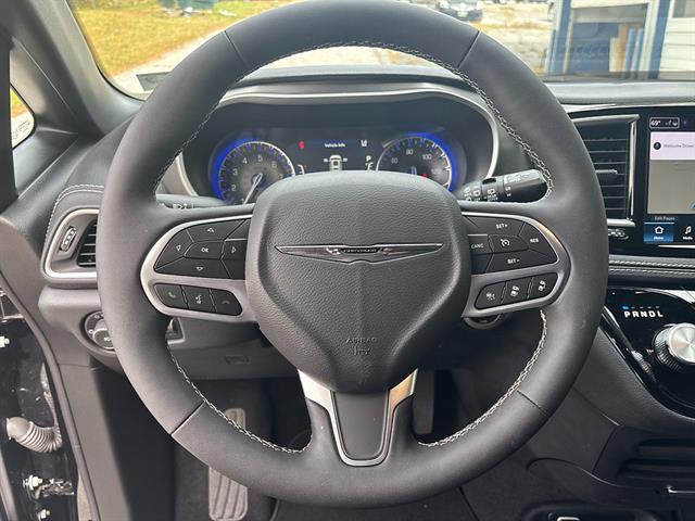 2026 Chrysler Pacifica - $42,494
