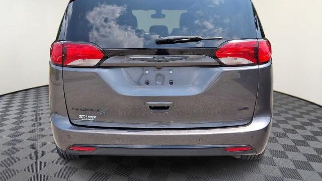 2020 Chrysler Pacifica Launch Edition