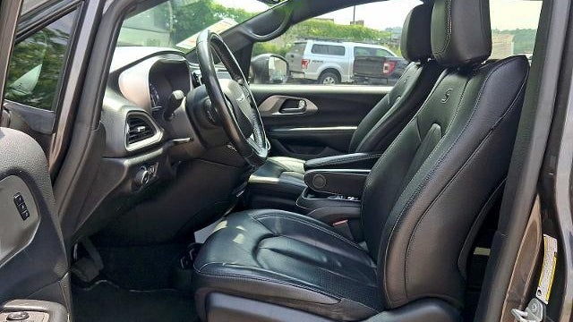 2020 Chrysler Pacifica Launch Edition