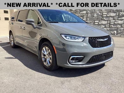 2021 Chrysler Pacifica AWD Touring L 4DR Mini-Van
