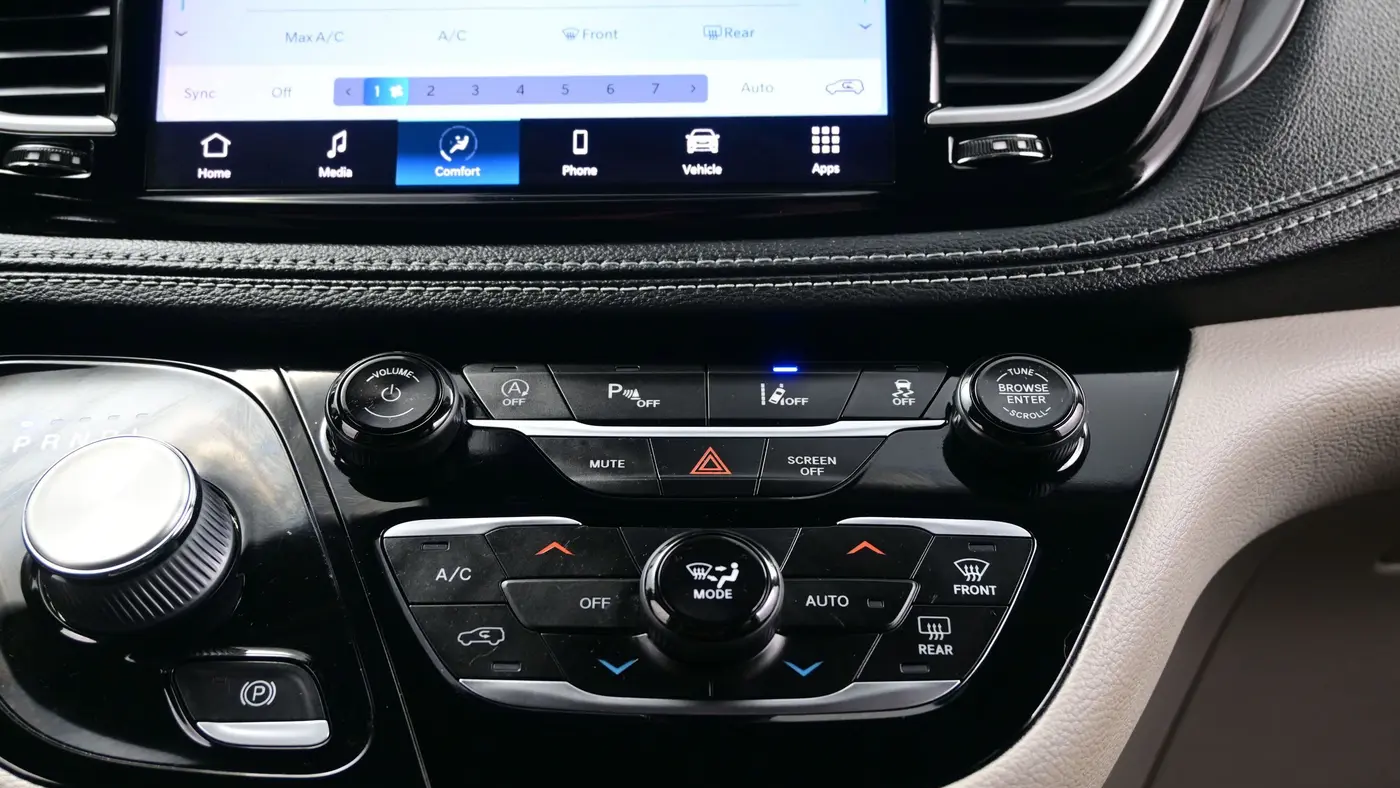2022 Chrysler Pacifica Touring L