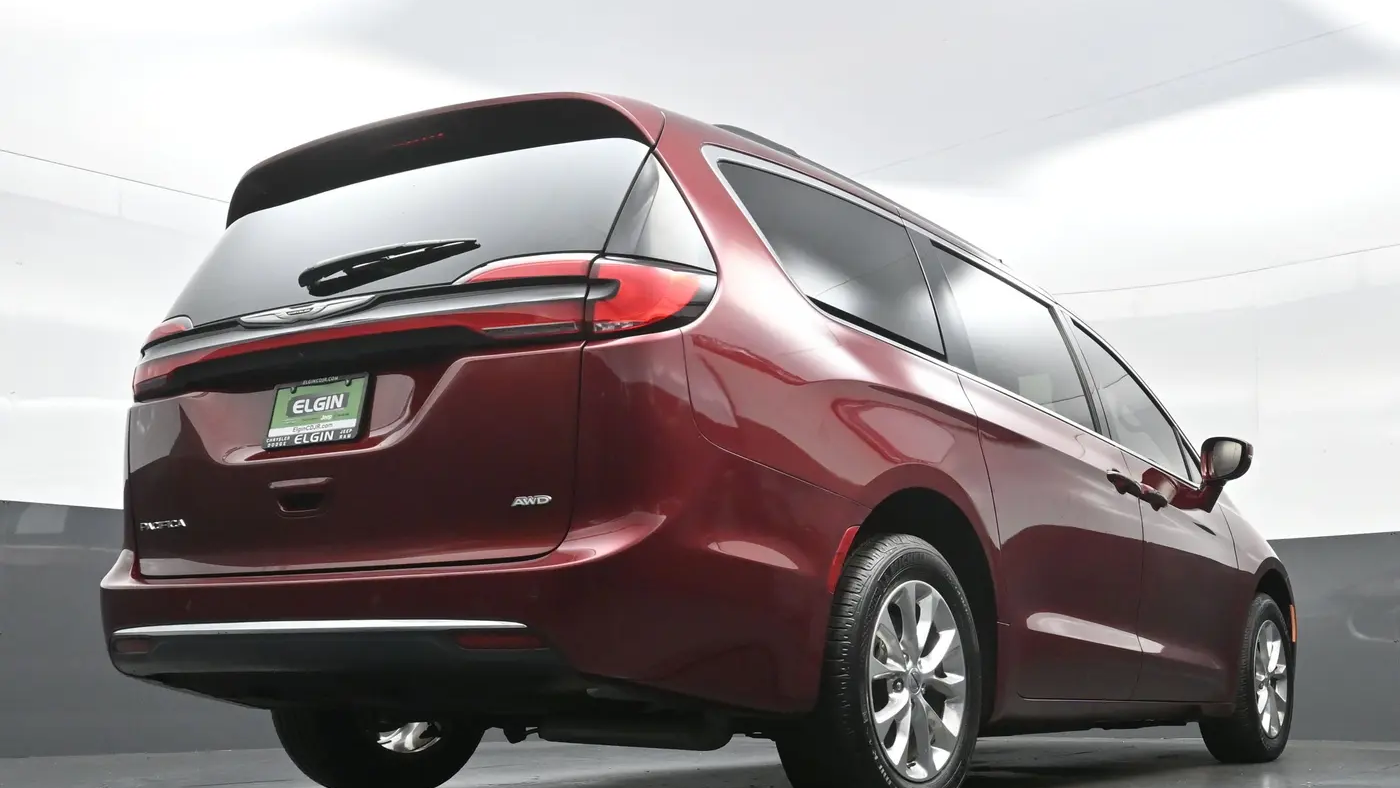 2022 Chrysler Pacifica Touring L