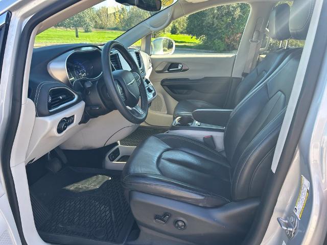 2022 Chrysler Pacifica - $19,721