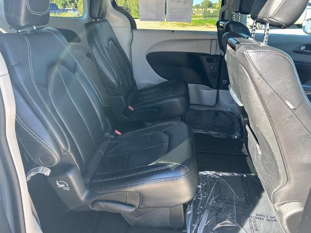 2022 Chrysler Pacifica - $19,721