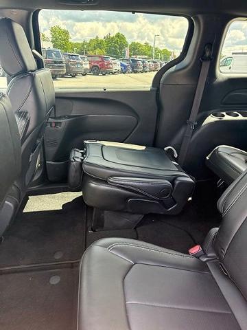 2025 Chrysler Pacifica - $36,304