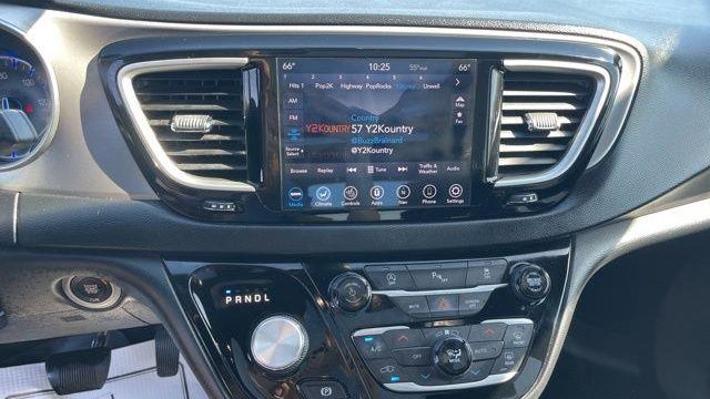 2020 Chrysler Pacifica Launch Edition