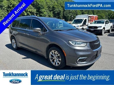 2021 Chrysler Pacifica AWD Touring L 4DR Mini-Van