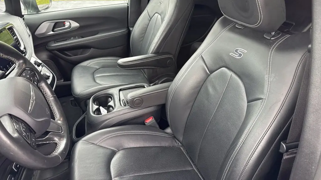 2021 Chrysler Pacifica Touring L