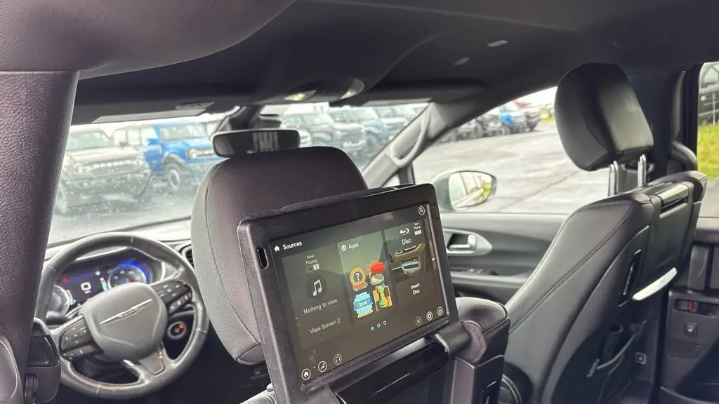 2021 Chrysler Pacifica Touring L