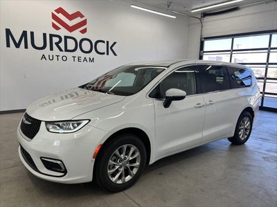 2023 Chrysler Pacifica AWD Touring L 4DR Mini-Van