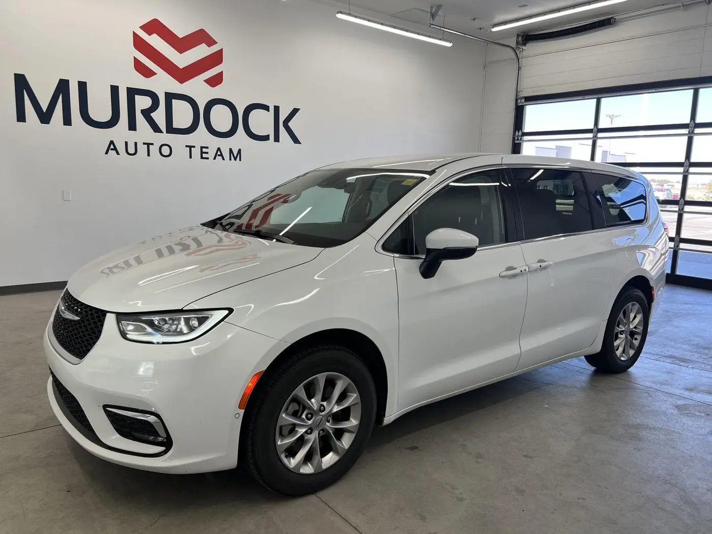 2023 Chrysler Pacifica - $13,990