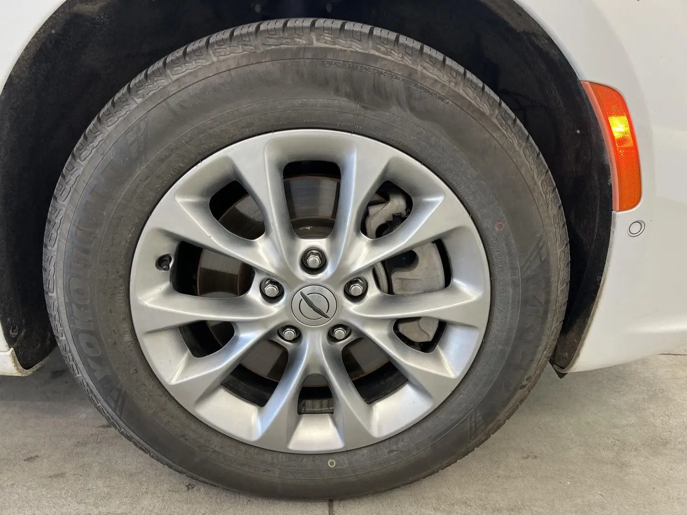 2023 Chrysler Pacifica - $13,990
