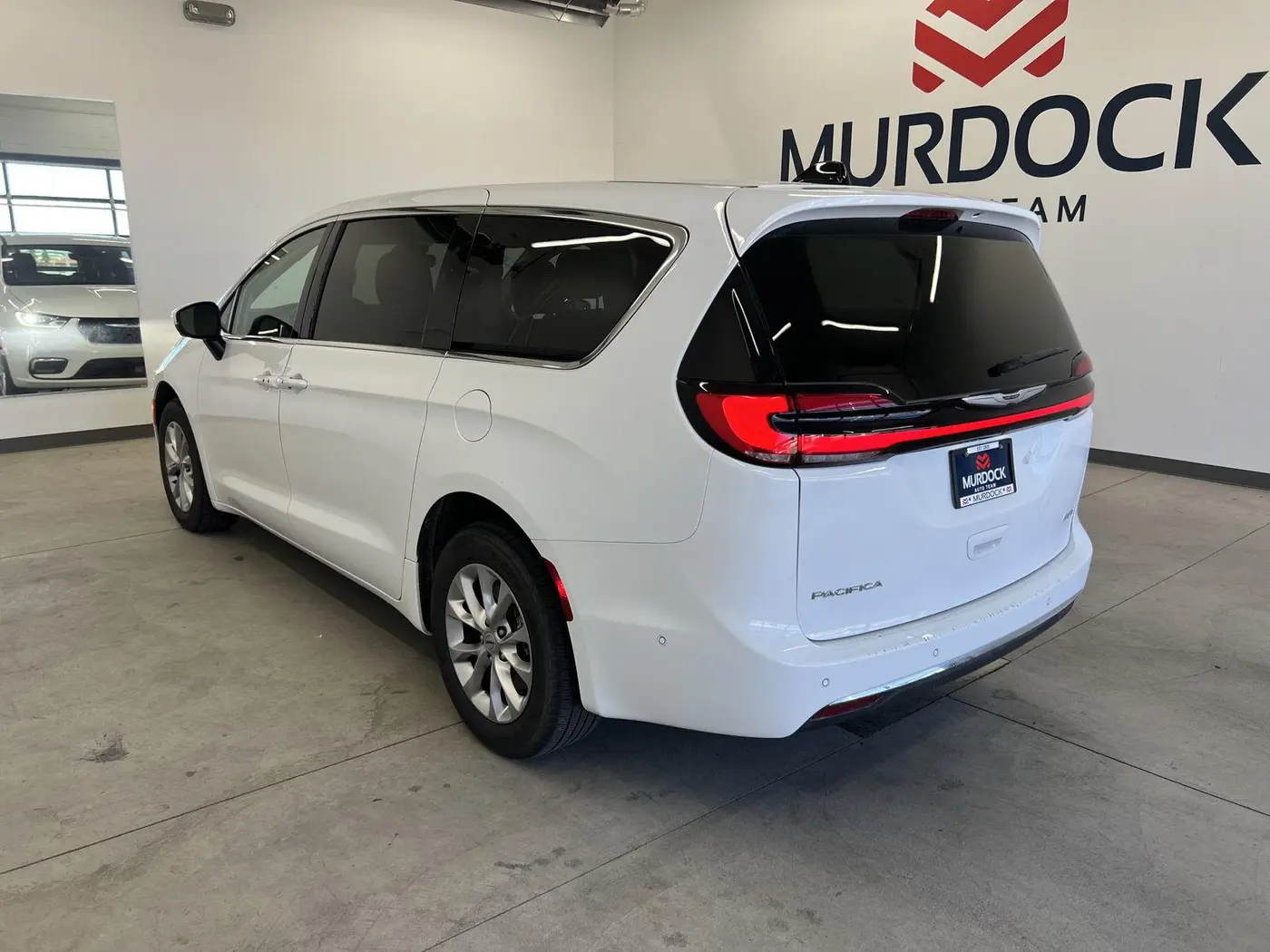 2023 Chrysler Pacifica - $13,990