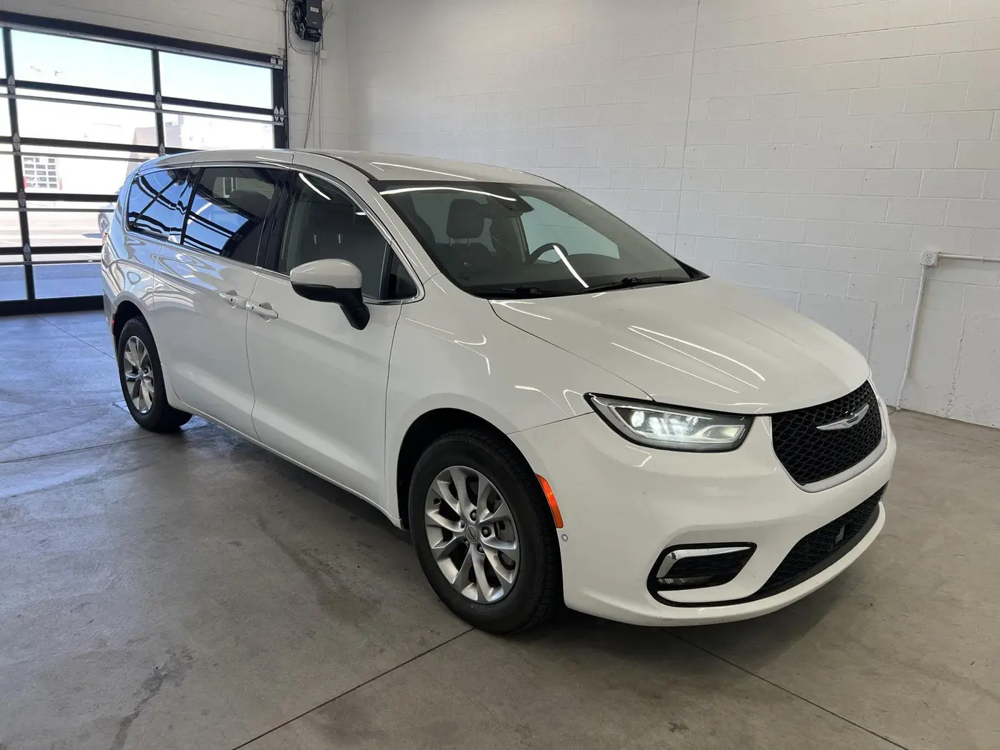 2023 Chrysler Pacifica - $13,990