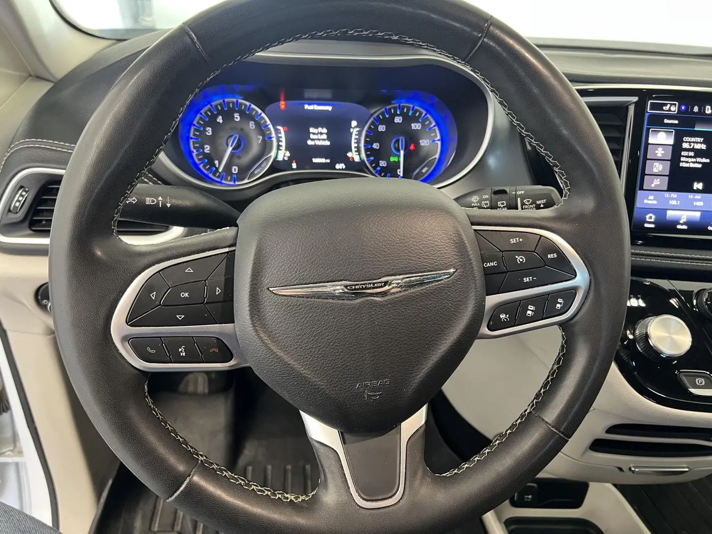 2023 Chrysler Pacifica - $13,990