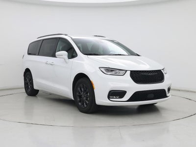 Photo of a 2022 Chrysler Pacifica AWD Touring L 4DR Mini-Van for sale