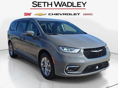2023 Chrysler Pacifica AWD Touring L 4DR Mini-Van