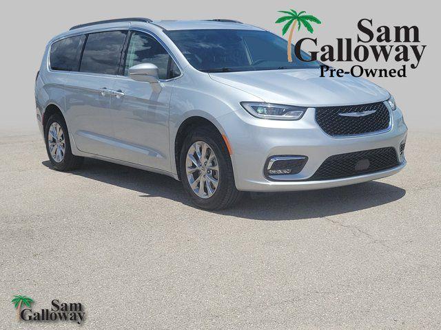 2022 Chrysler Pacifica - $23,789