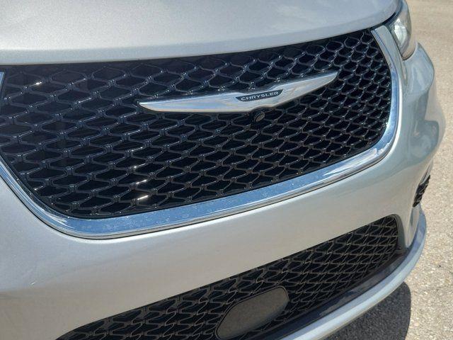 2022 Chrysler Pacifica - $23,789