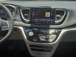 2022 Pacifica Thumbnail 21