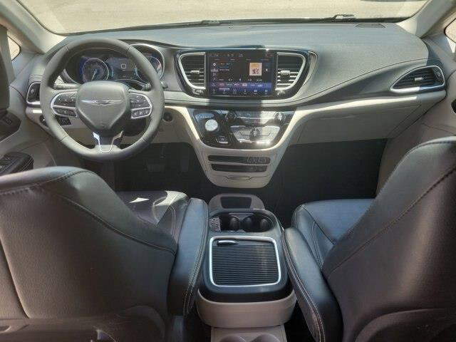 2022 Chrysler Pacifica - $19,234