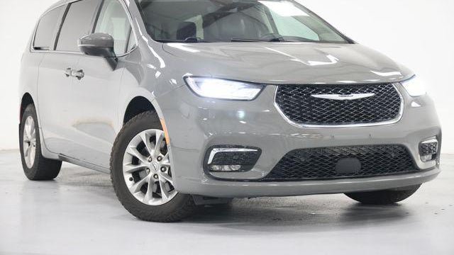 Preowned 2023 Chrysler Pacifica Touring L for Sale