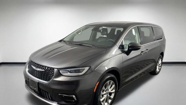 Preowned 2023 Chrysler Pacifica Touring L for Sale